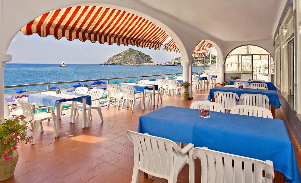 Hotel Vittorio Beach Resort Barano dʼIschia Exterior foto