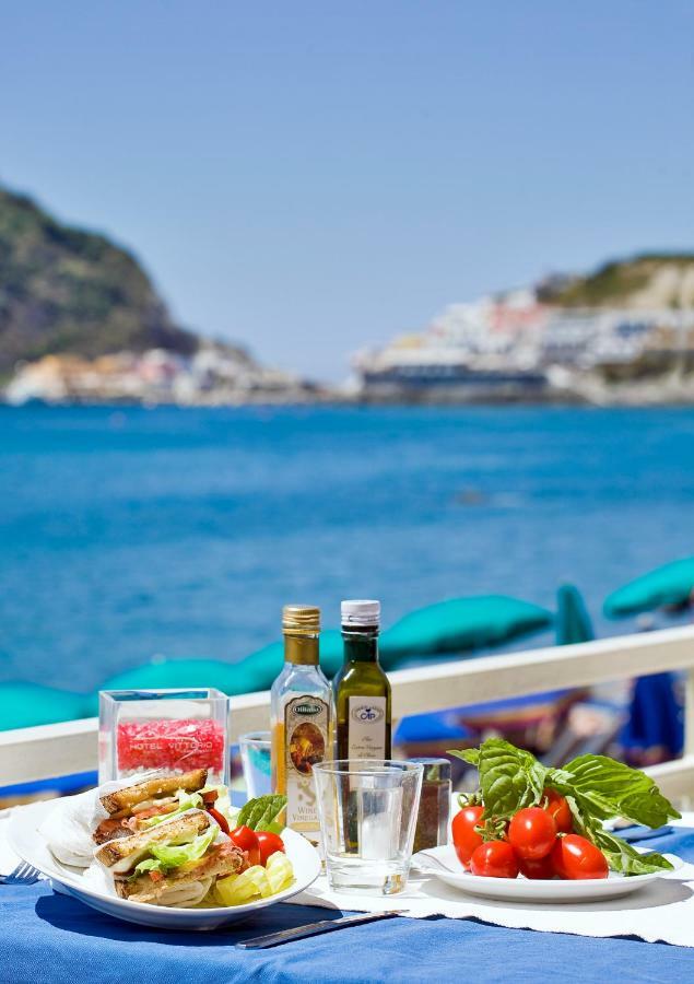 Hotel Vittorio Beach Resort Barano dʼIschia Exterior foto